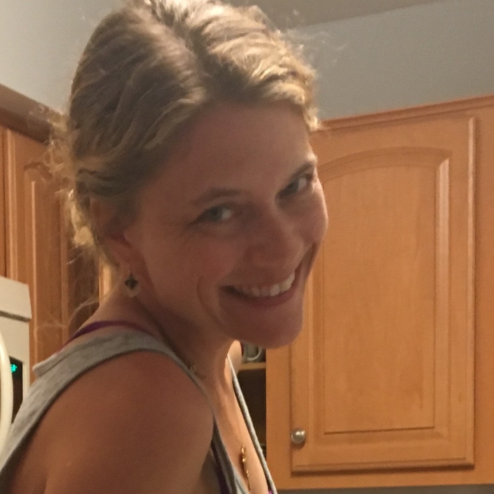 Meet your Posher, Lisa